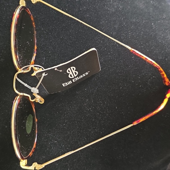 Bill Blass Sunglasses - Picture 5 of 7